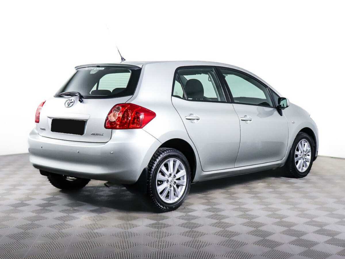 Купить Toyota Auris с пробегом. Фото: #4