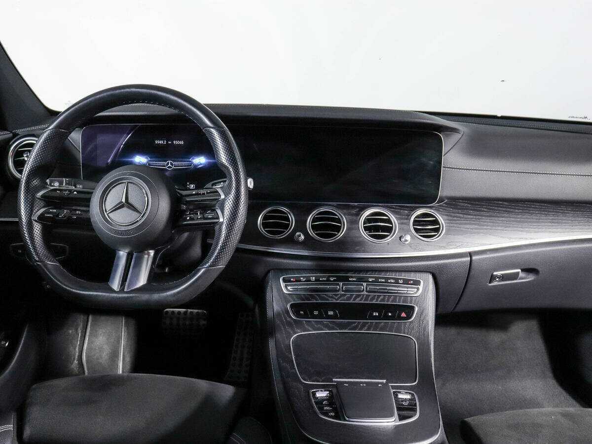Купить Mercedes-Benz E-Класс с пробегом. Фото: #11