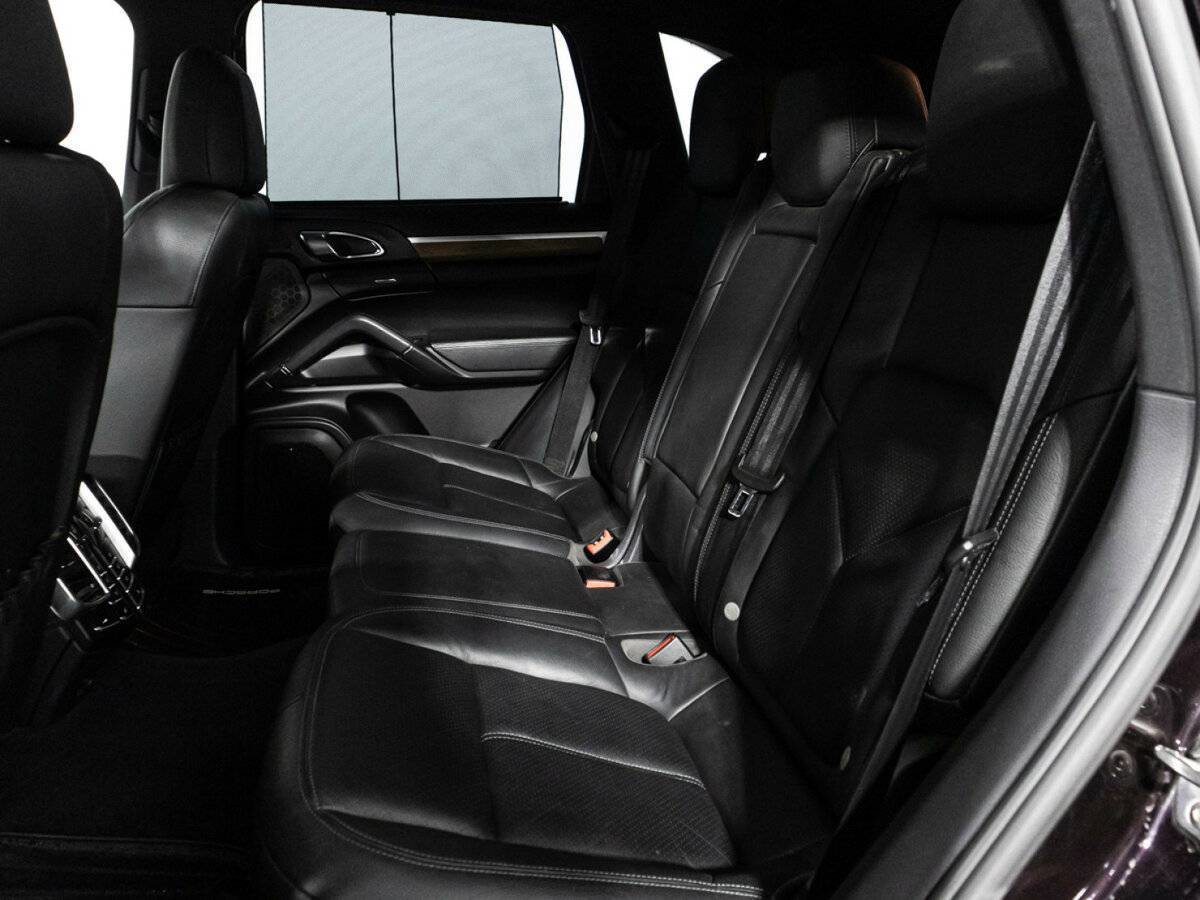 Купить Porsche Cayenne с пробегом. Фото: #9