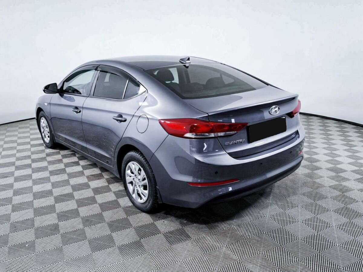 Купить Hyundai Elantra с пробегом. Фото: #6