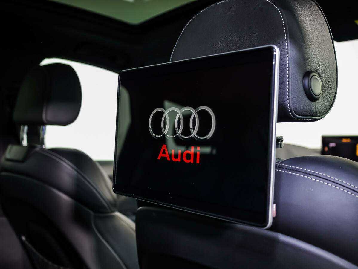 Купить Audi Q7 с пробегом. Фото: #16