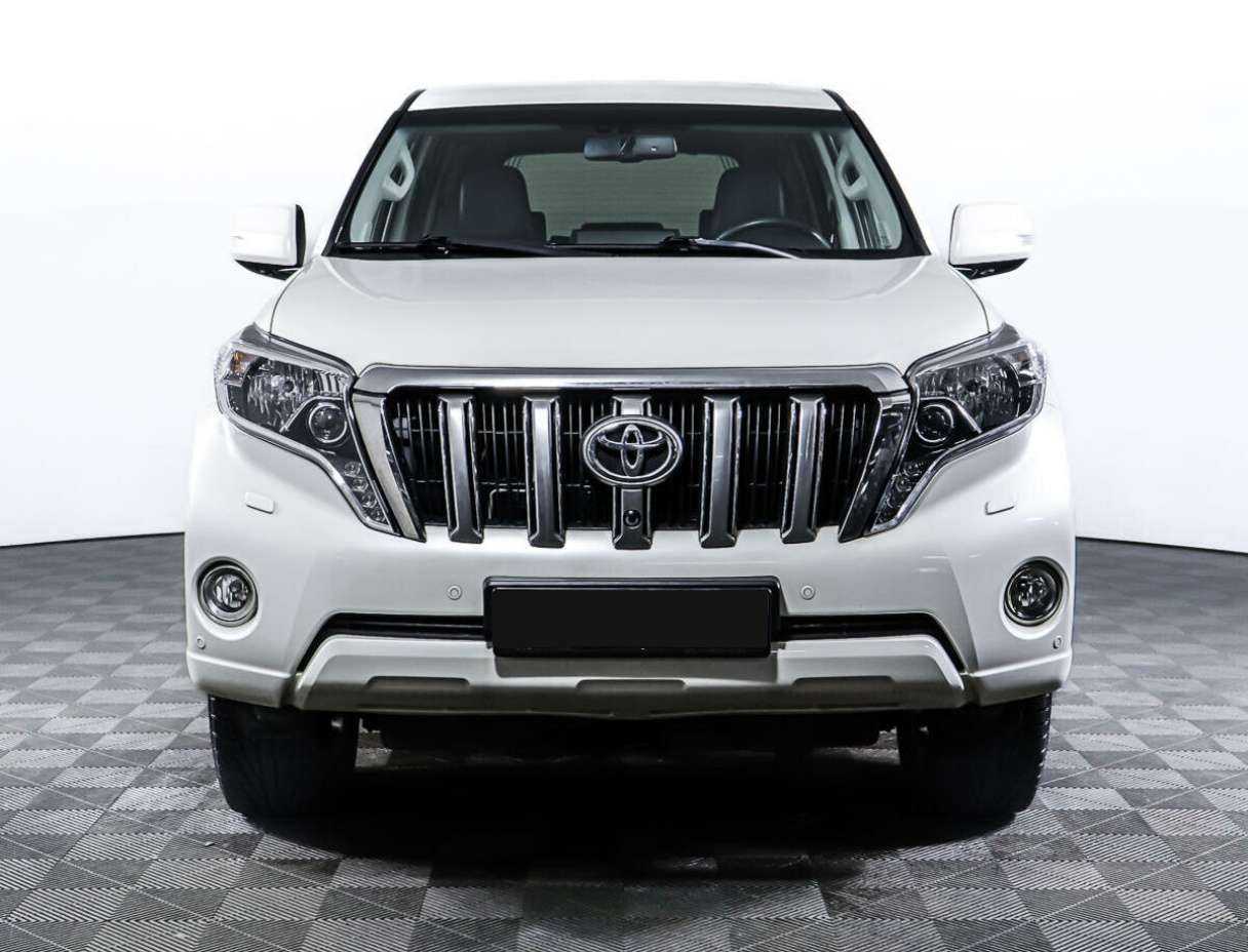 Купить Toyota Land Cruiser Prado с пробегом. Фото: #1