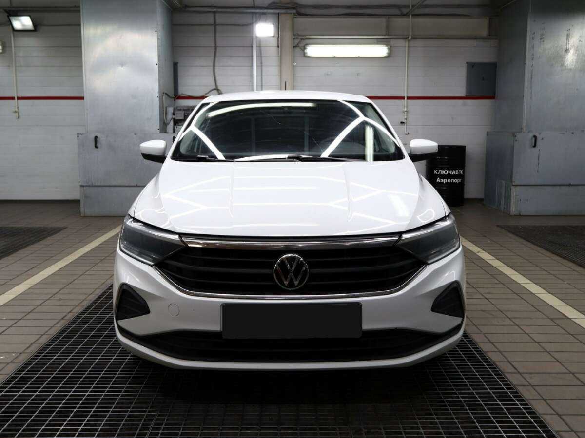 Купить Volkswagen Polo с пробегом. Фото: #2