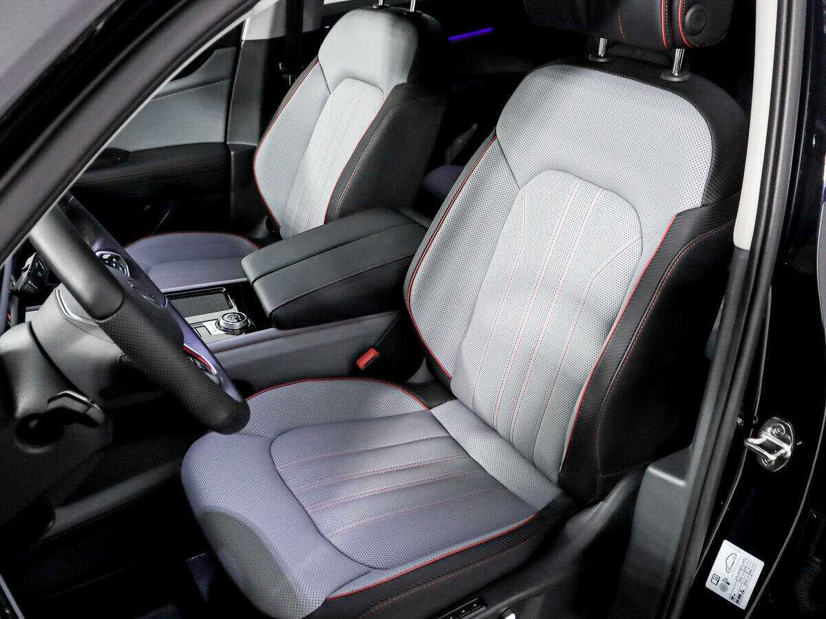 Купить Volkswagen Teramont с пробегом. Фото: #21