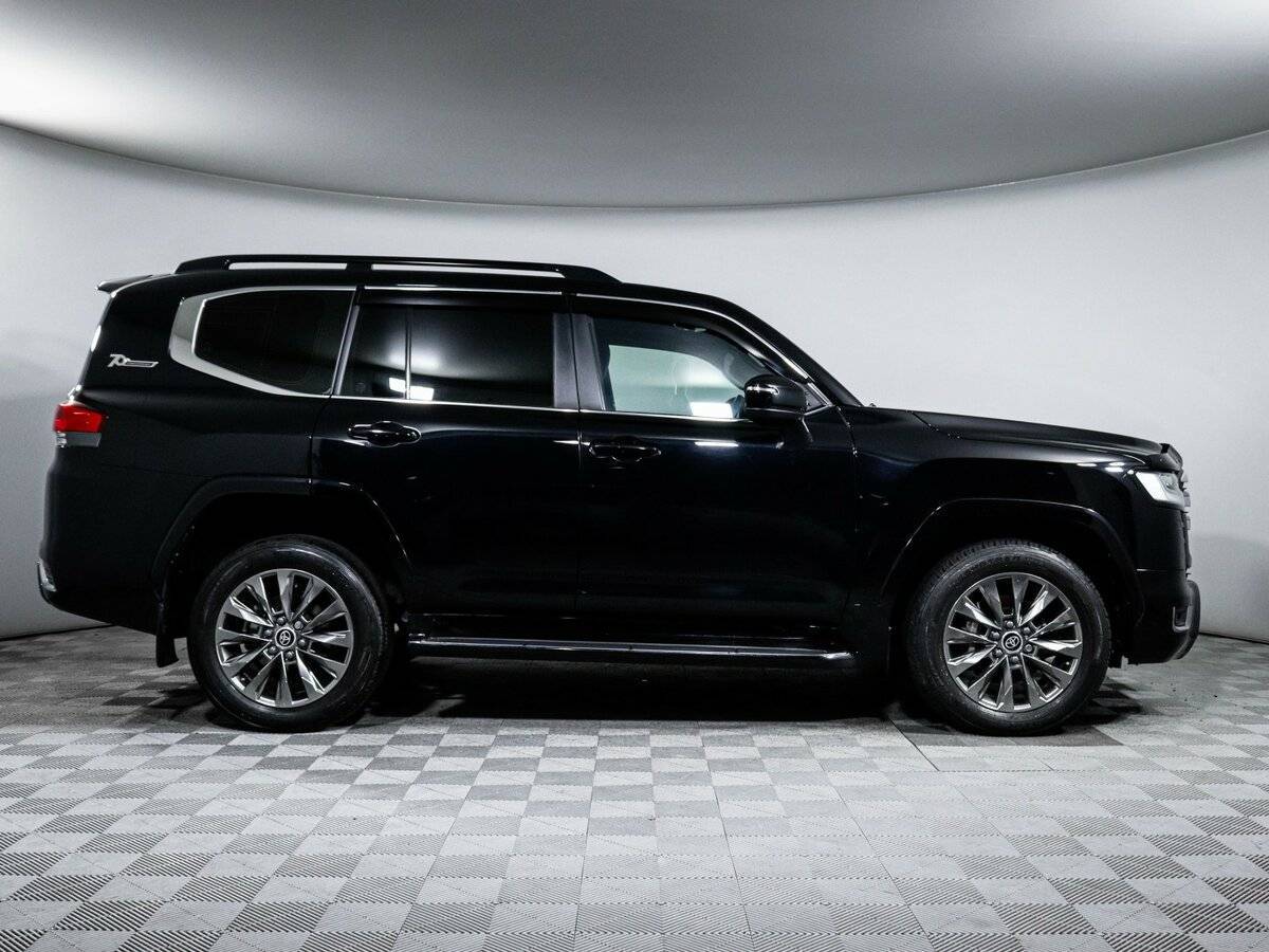 Купить Toyota Land Cruiser с пробегом. Фото: #3