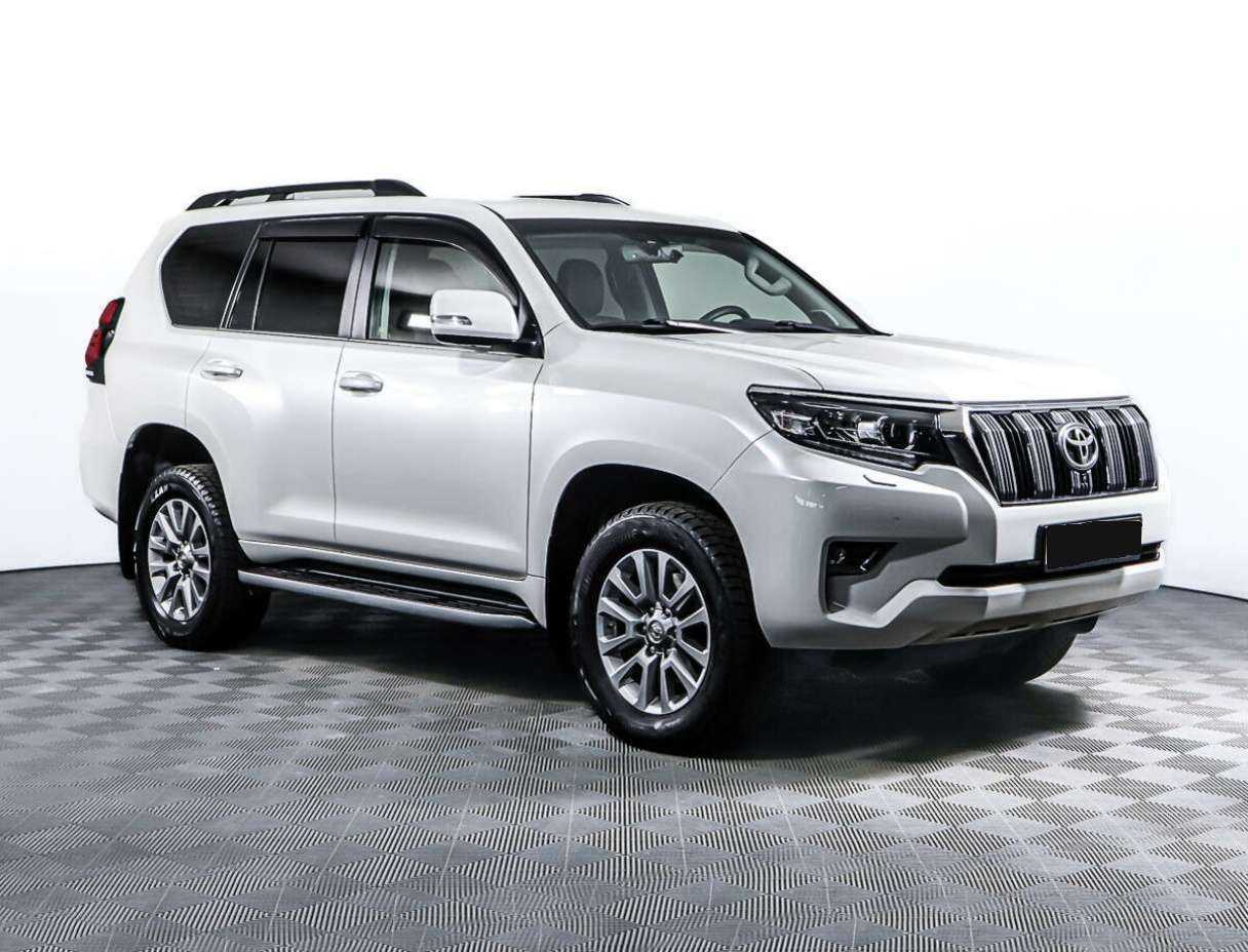Купить Toyota Land Cruiser Prado с пробегом. Фото: #2