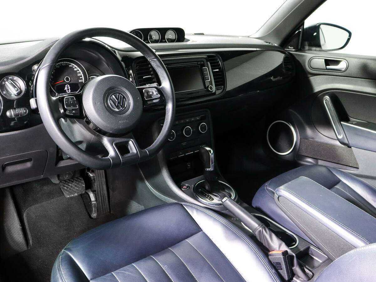 Купить Volkswagen Beetle с пробегом. Фото: #11