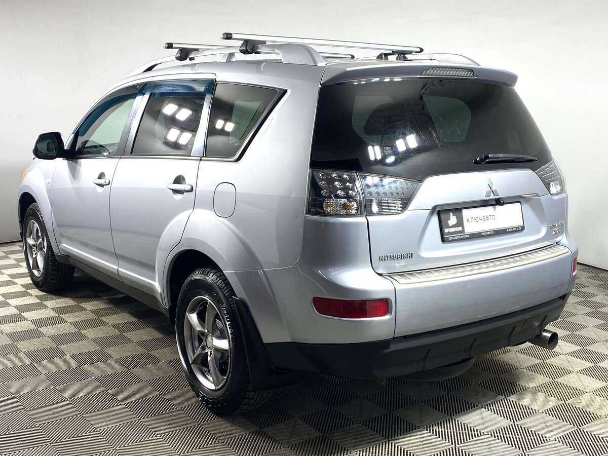 Купить Mitsubishi Outlander с пробегом. Фото: #4