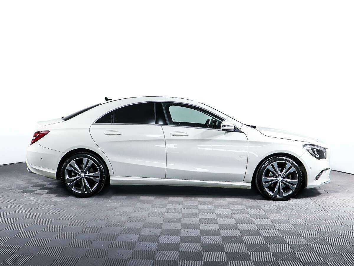 Купить Mercedes-Benz CLA с пробегом. Фото: #3