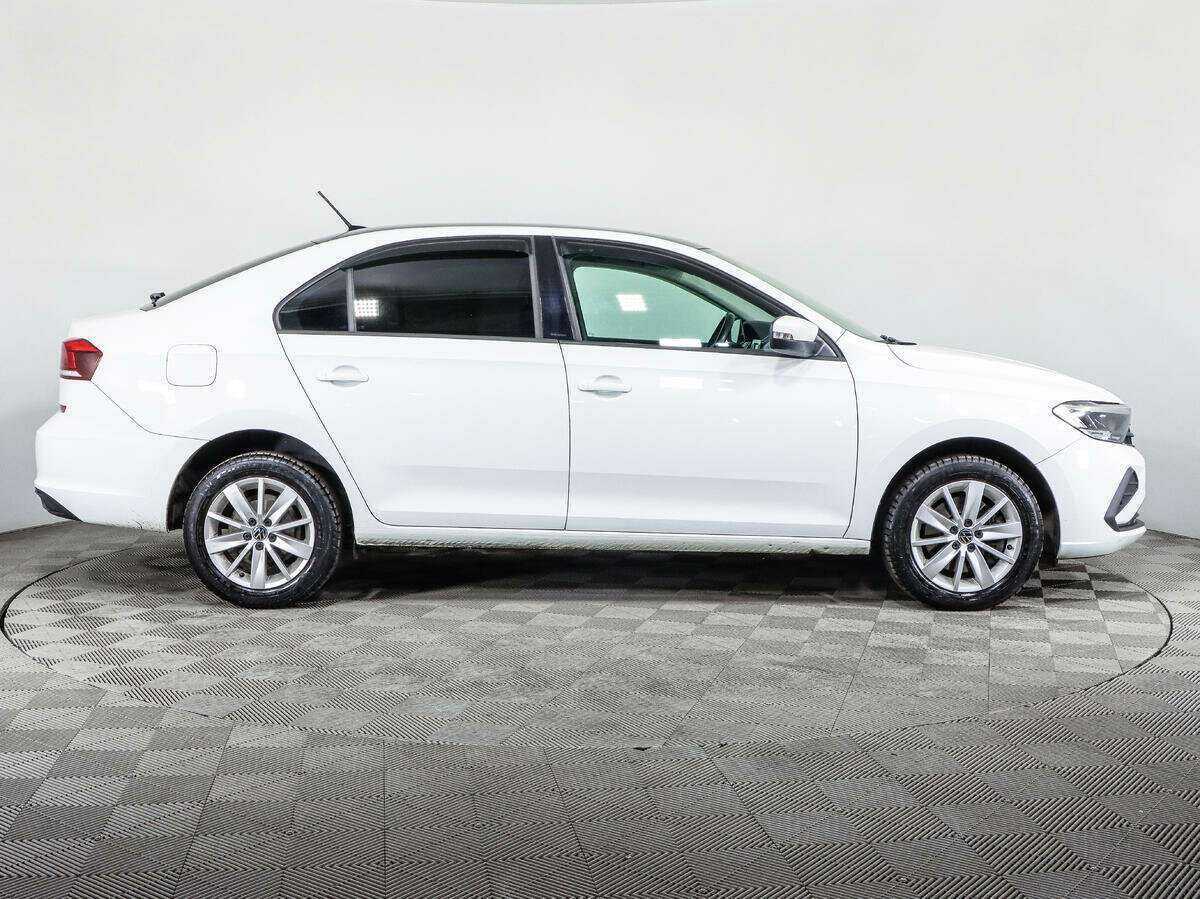Купить Volkswagen Polo с пробегом. Фото: #3