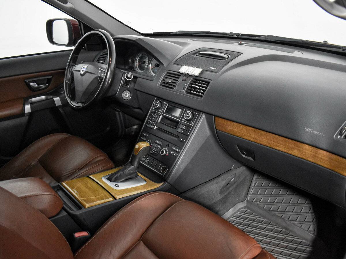 Купить Volvo XC90 с пробегом. Фото: #11