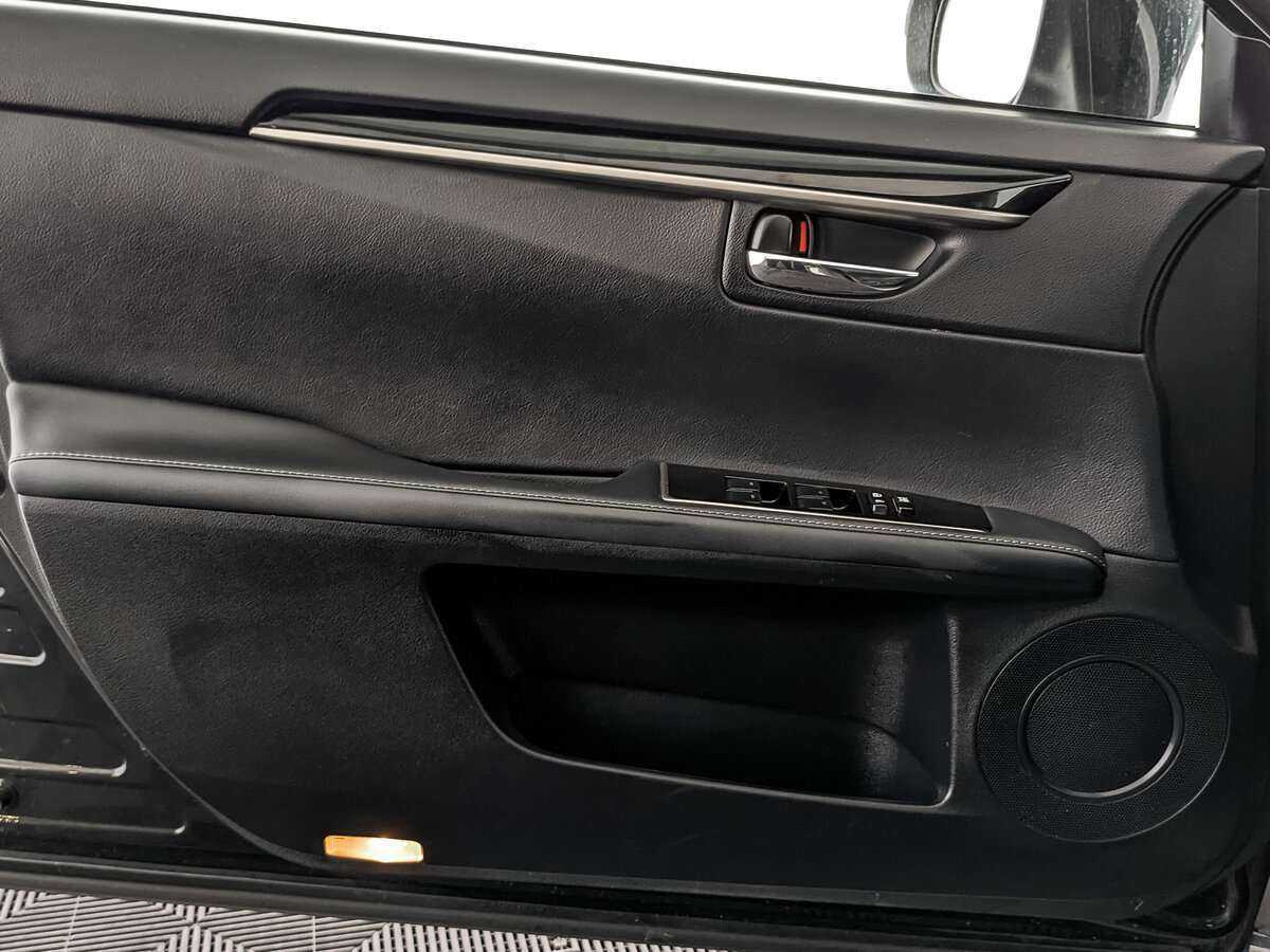 Купить Lexus ES с пробегом. Фото: #14