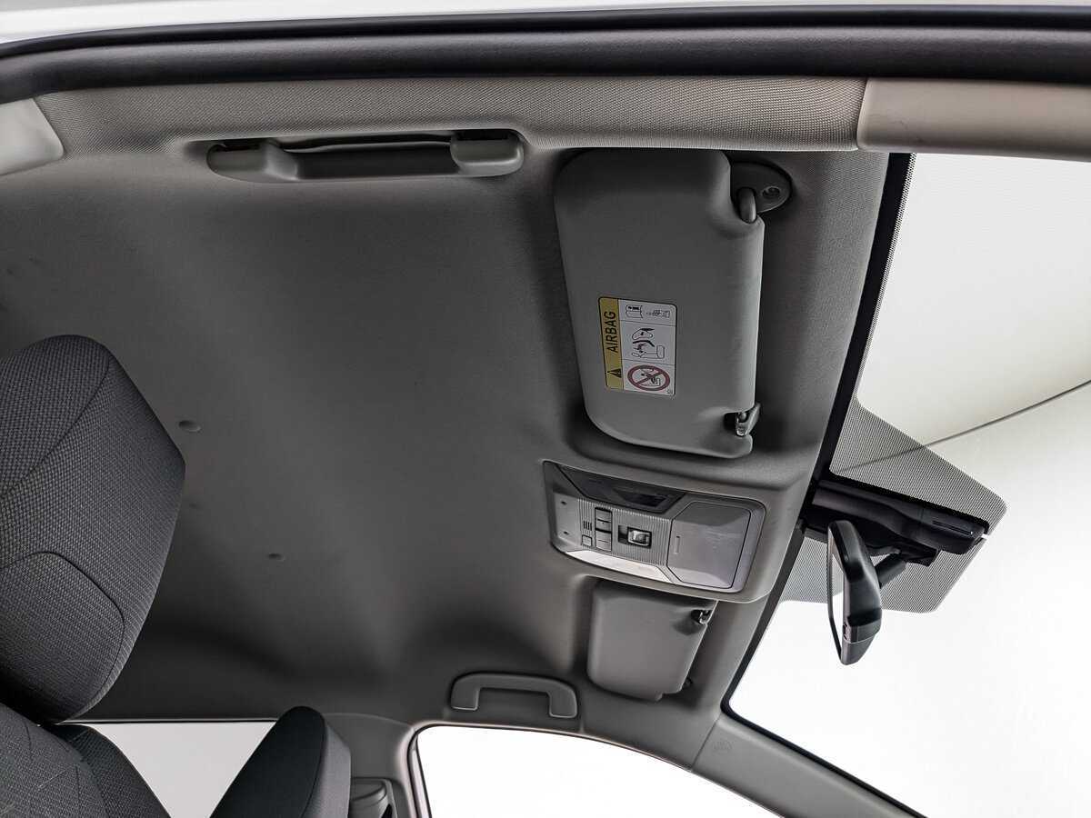 Купить Toyota RAV4 с пробегом. Фото: #18