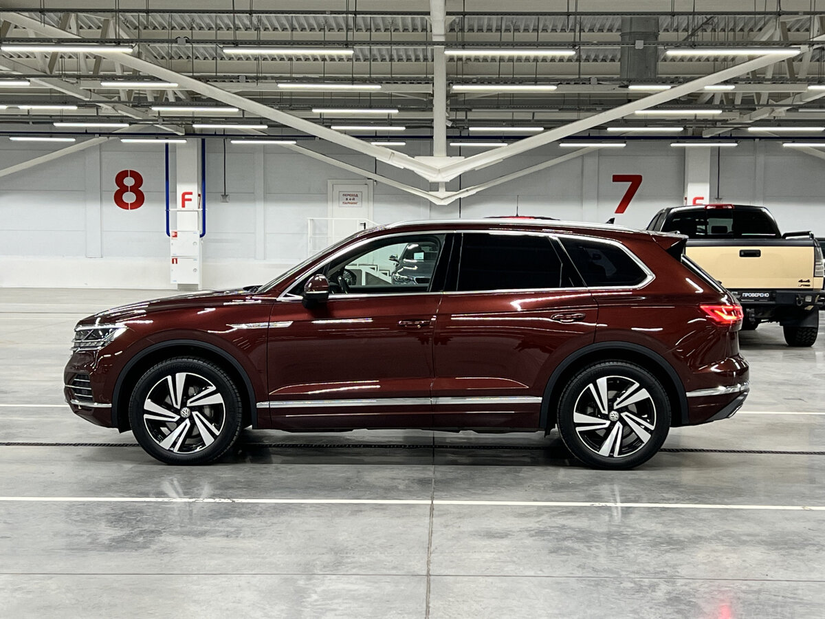 Купить Volkswagen Touareg с пробегом. Фото: #7