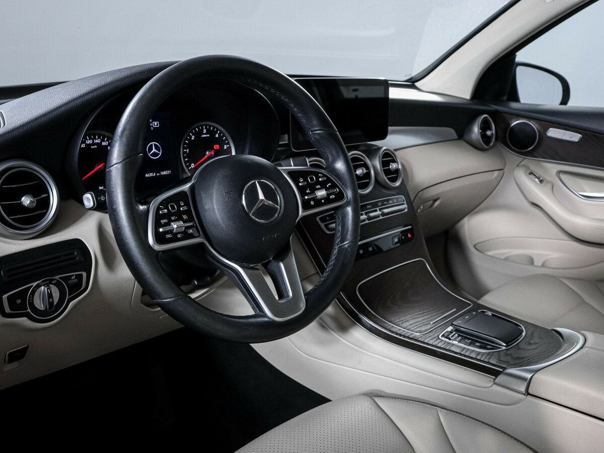 Купить Mercedes-Benz GLC с пробегом. Фото: #10