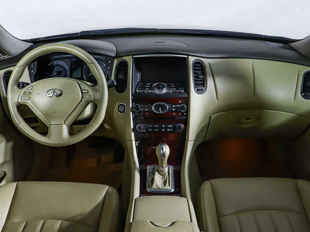 Купить Infiniti QX50 с пробегом. Фото: #10