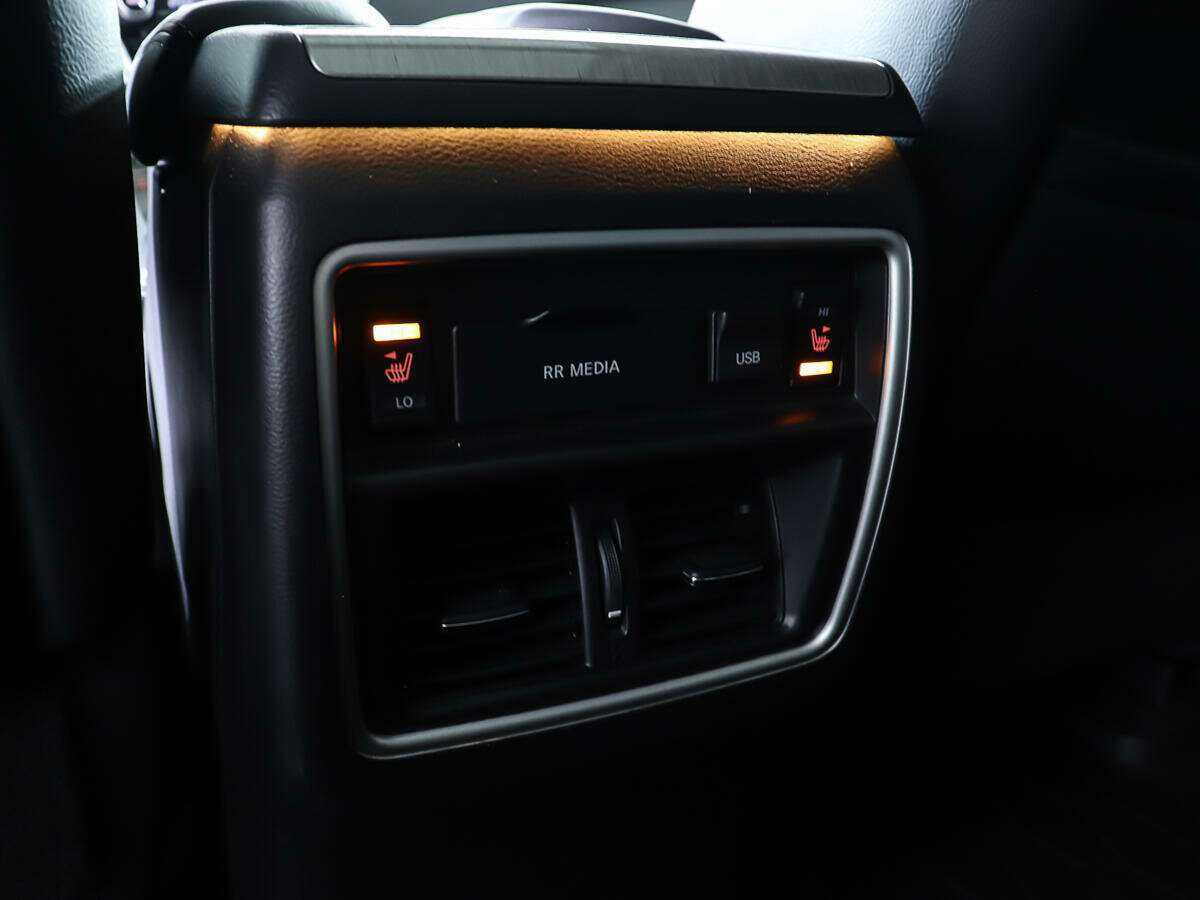 Купить Nissan Murano с пробегом. Фото: #18