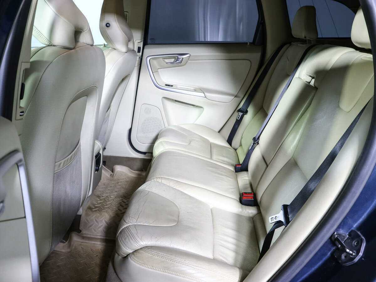 Купить Volvo XC60 с пробегом. Фото: #9