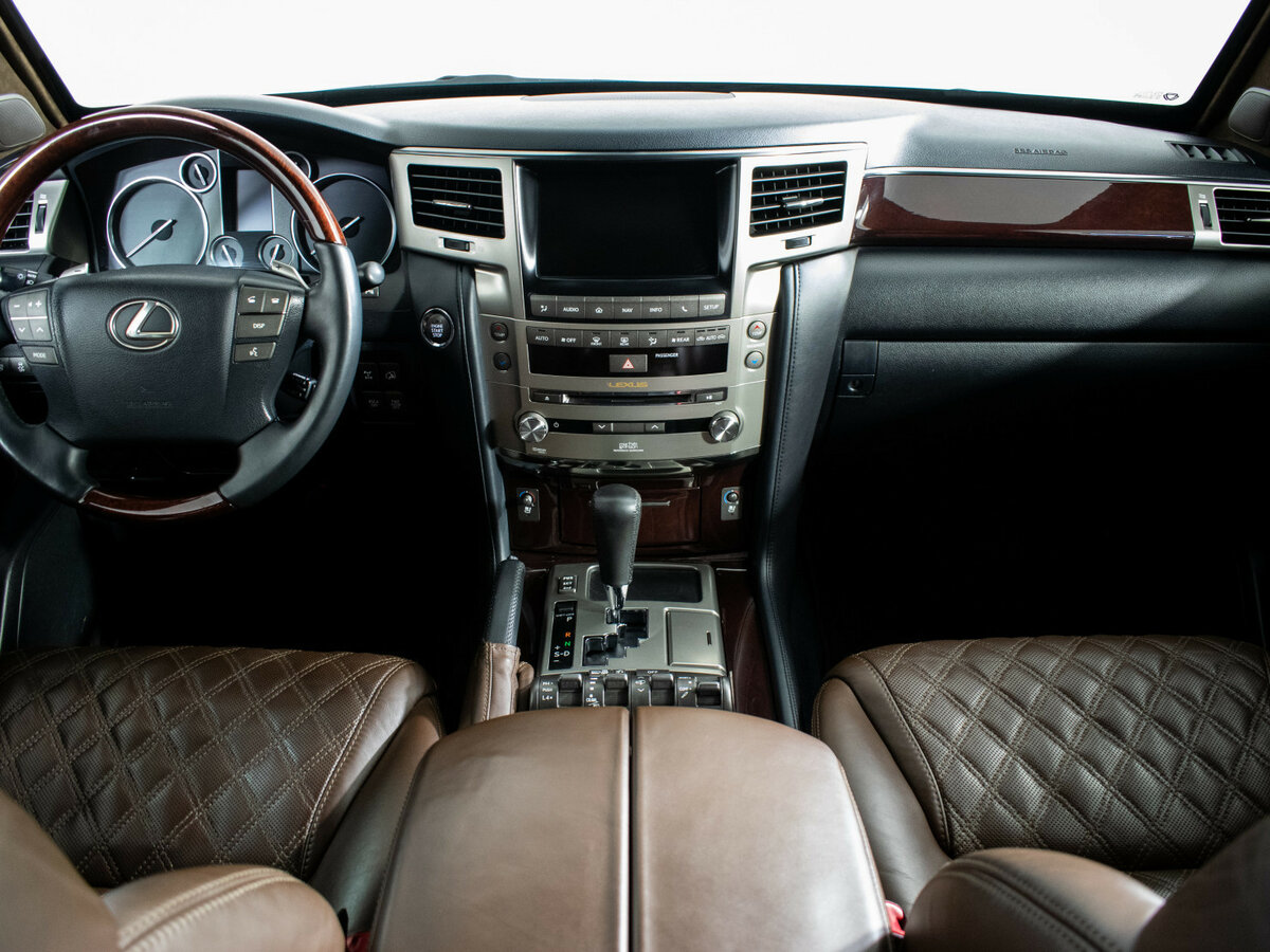 Купить Lexus LX с пробегом. Фото: #11