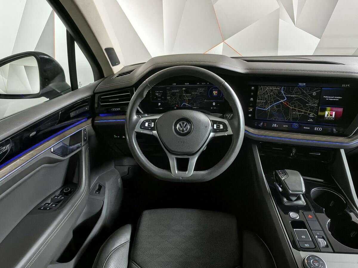 Купить Volkswagen Touareg с пробегом. Фото: #13