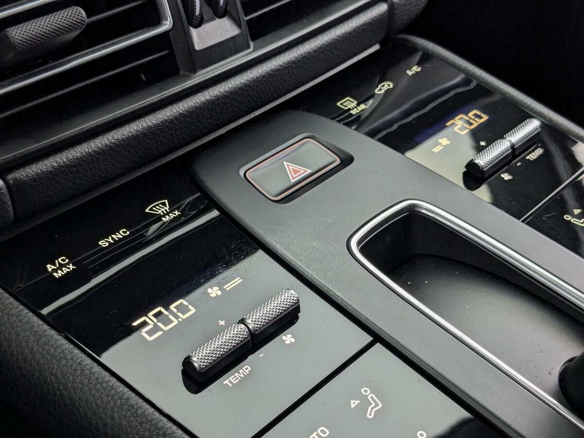 Купить Porsche Macan с пробегом. Фото: #21