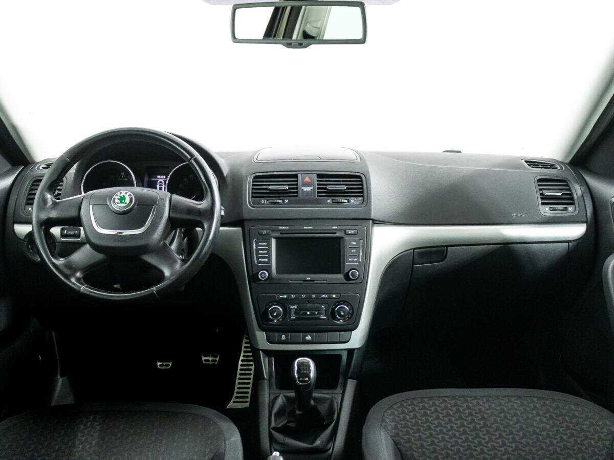 Купить Skoda Yeti с пробегом. Фото: #12