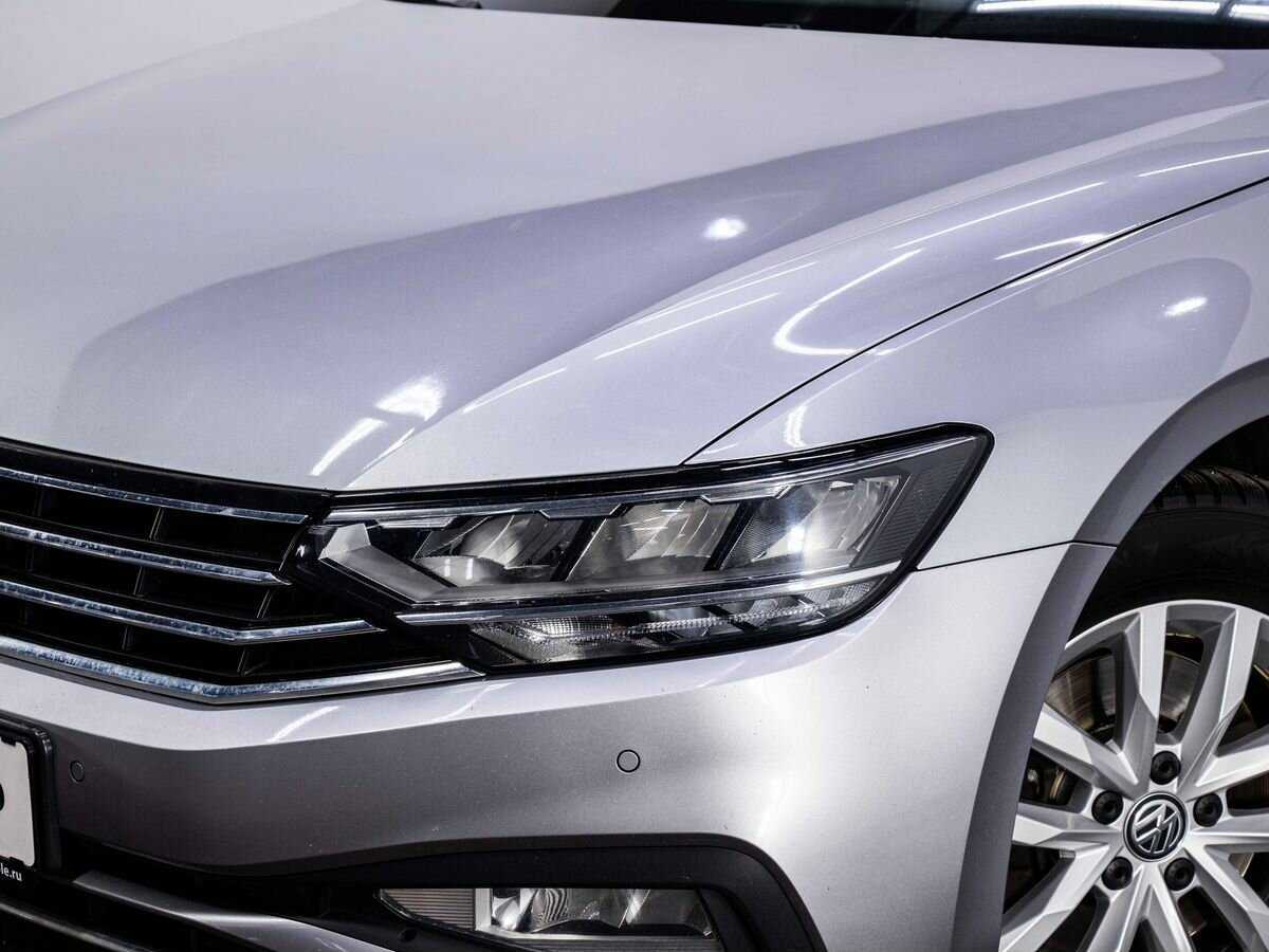 Купить Volkswagen Passat с пробегом. Фото: #7