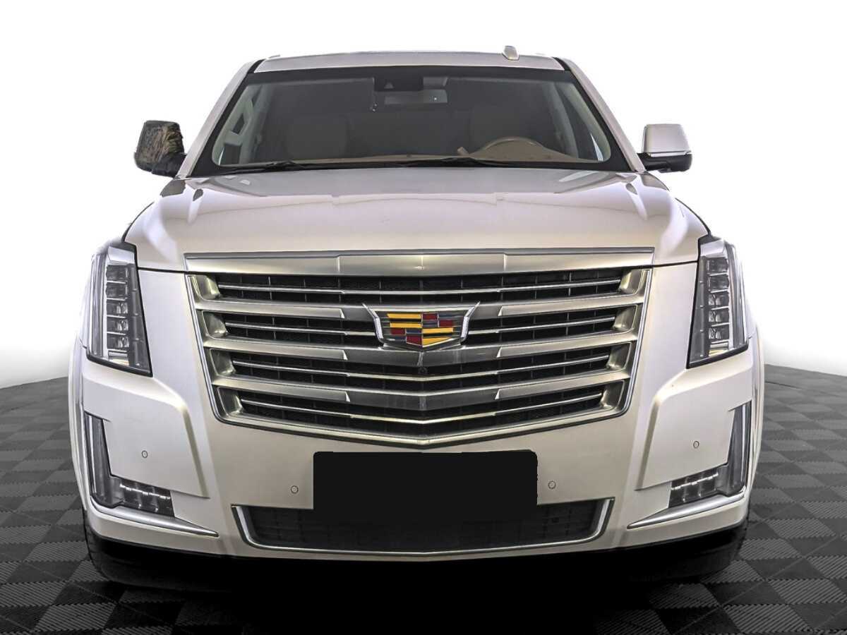 Купить Cadillac Escalade с пробегом. Фото: #1