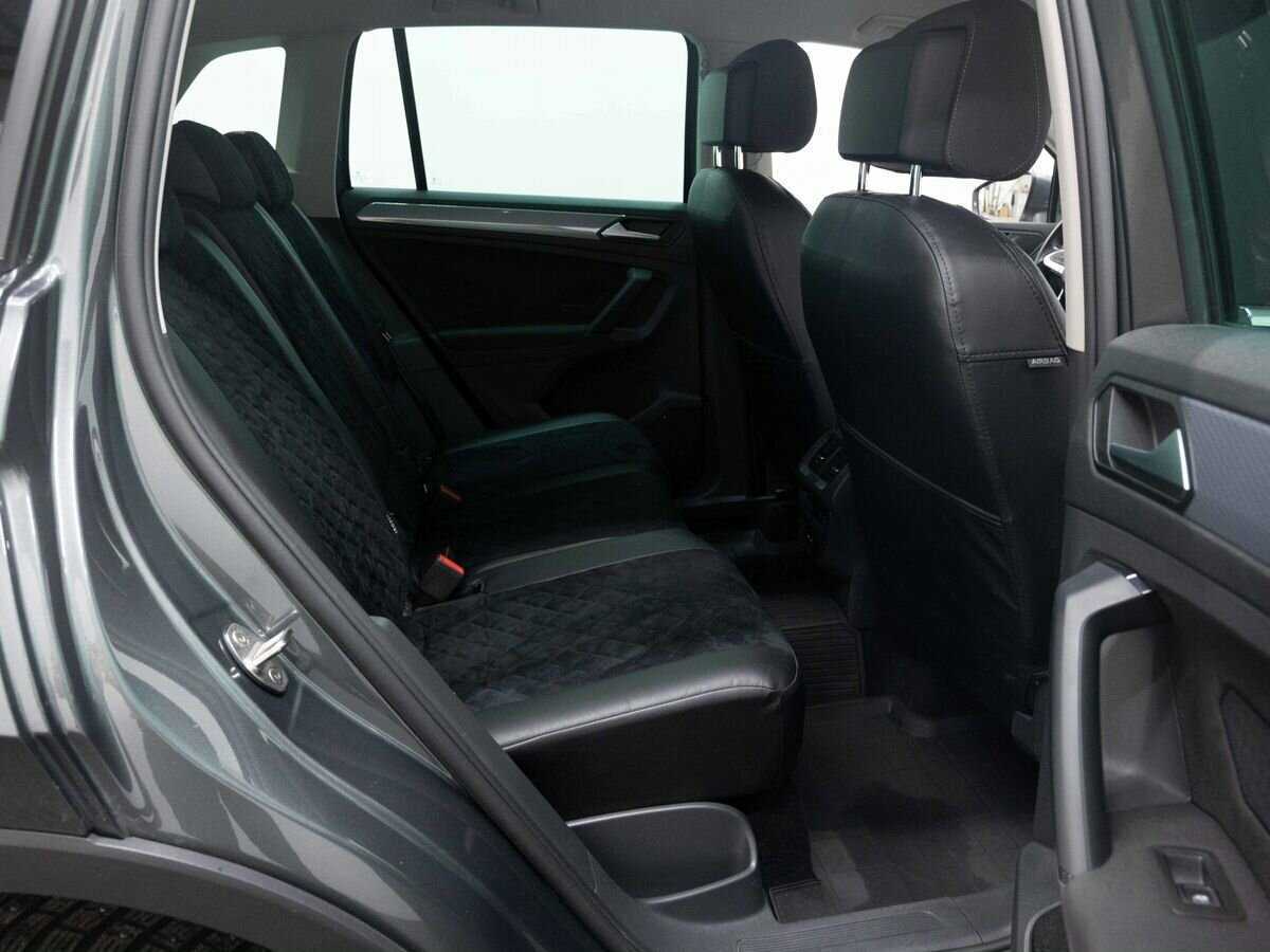 Купить Volkswagen Tiguan с пробегом. Фото: #11