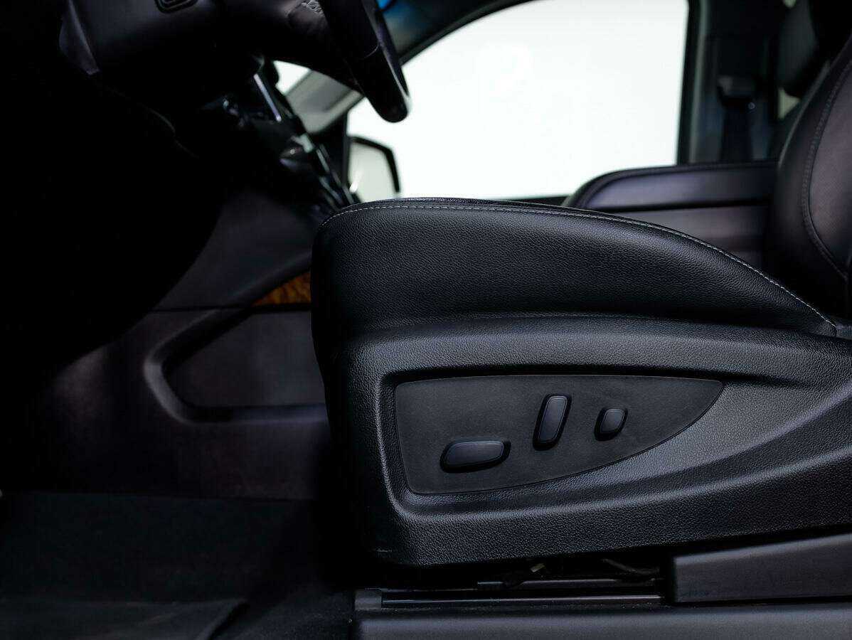 Купить Chevrolet Tahoe с пробегом. Фото: #24