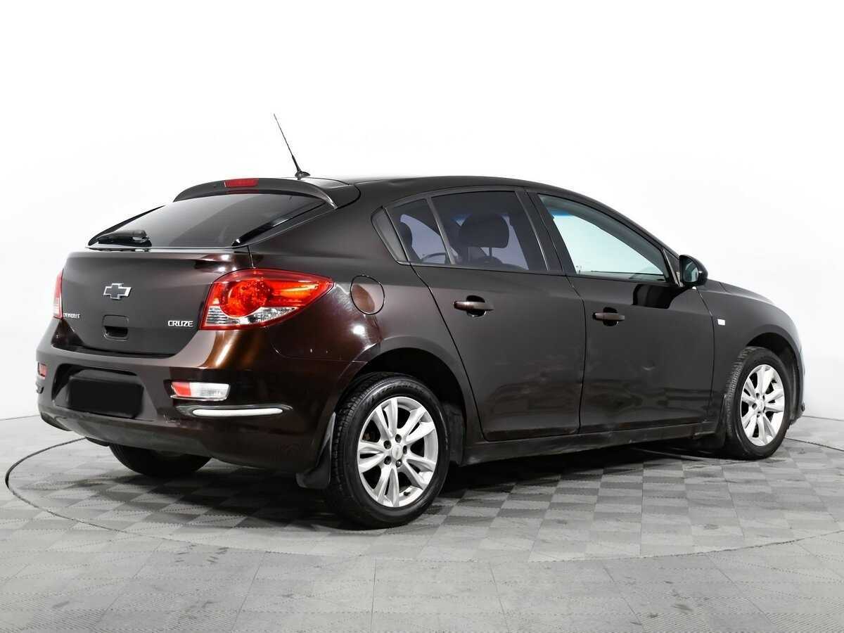 Купить Chevrolet Cruze с пробегом. Фото: #4