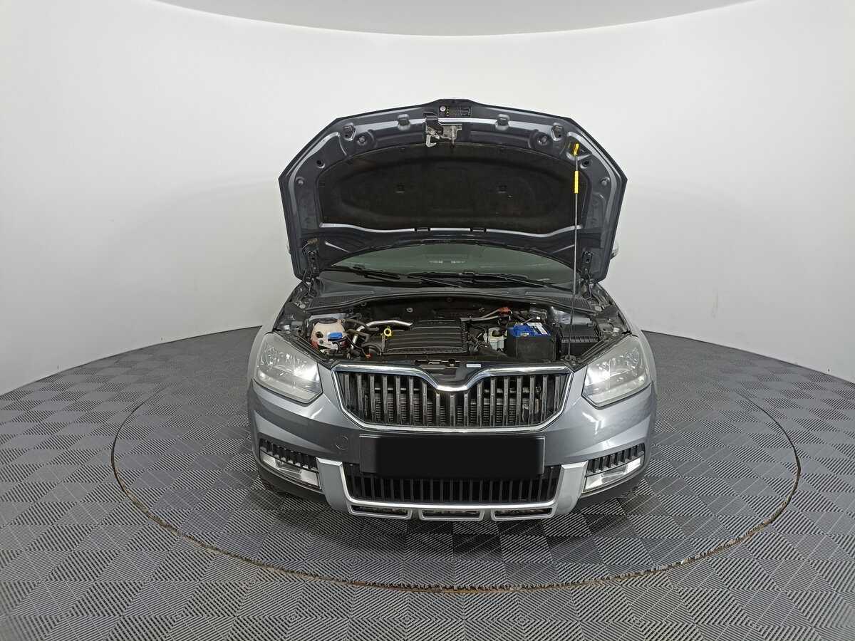 Купить Skoda Yeti с пробегом. Фото: #8