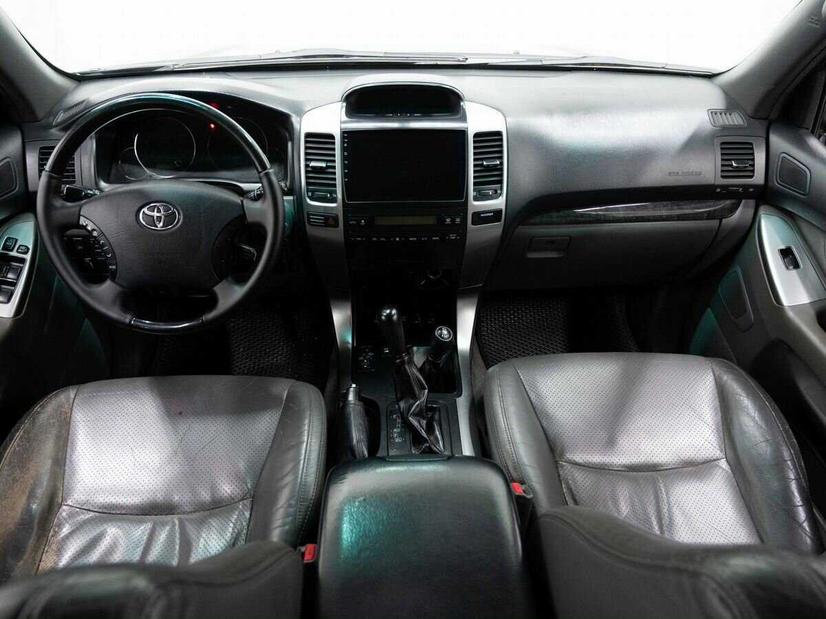 Купить Toyota Land Cruiser Prado с пробегом. Фото: #12