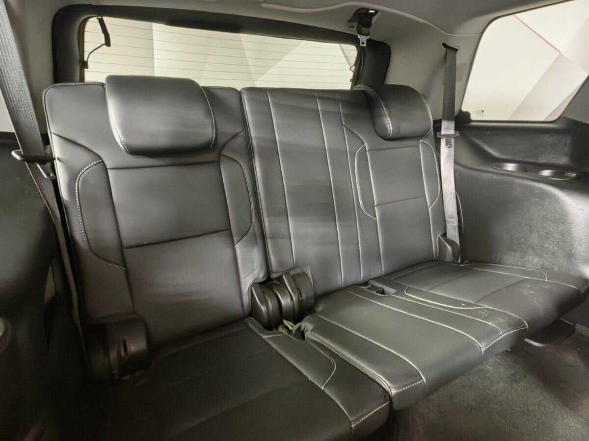 Купить Chevrolet Tahoe с пробегом. Фото: #17
