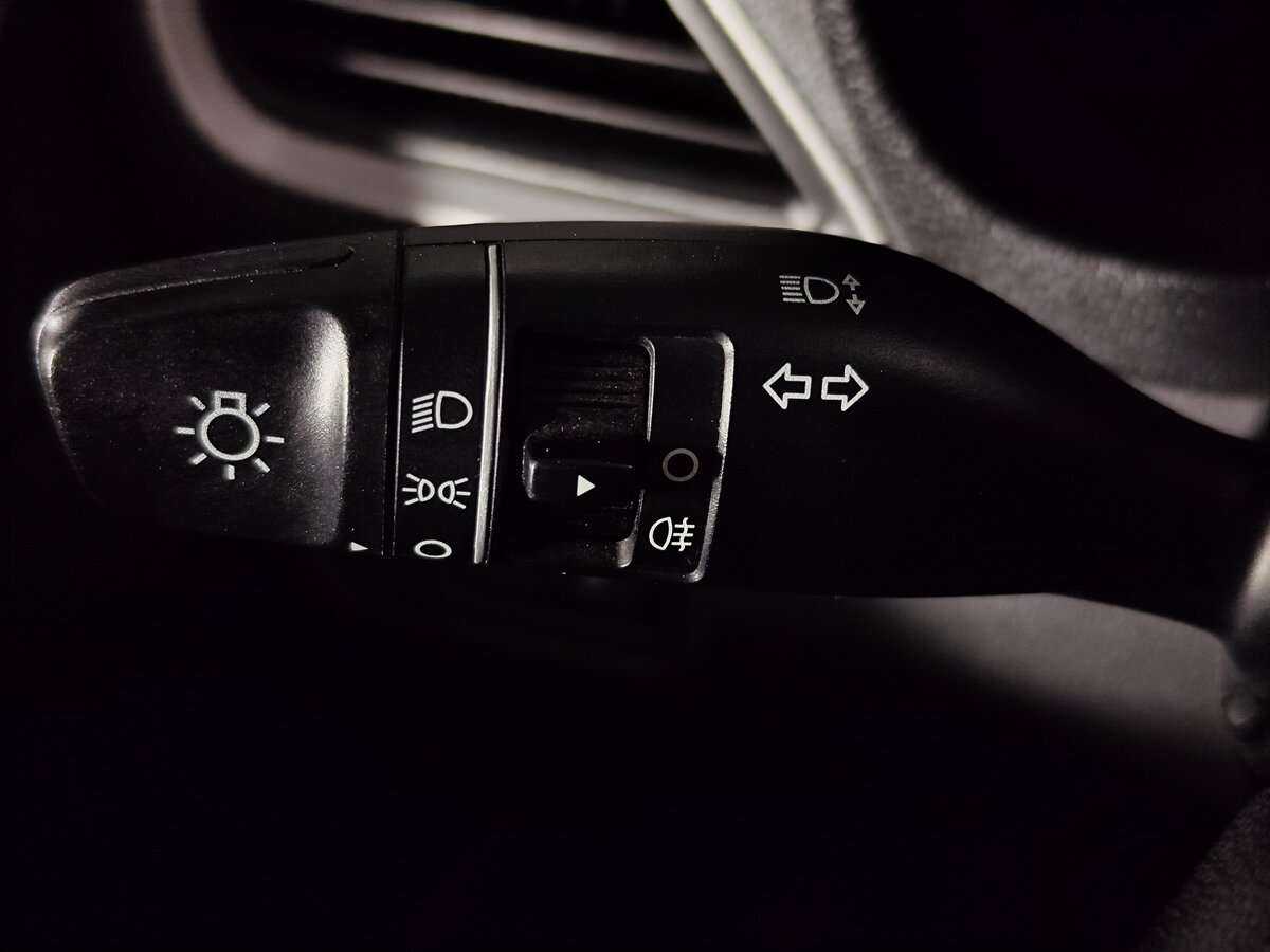 Купить Hyundai Solaris с пробегом. Фото: #16