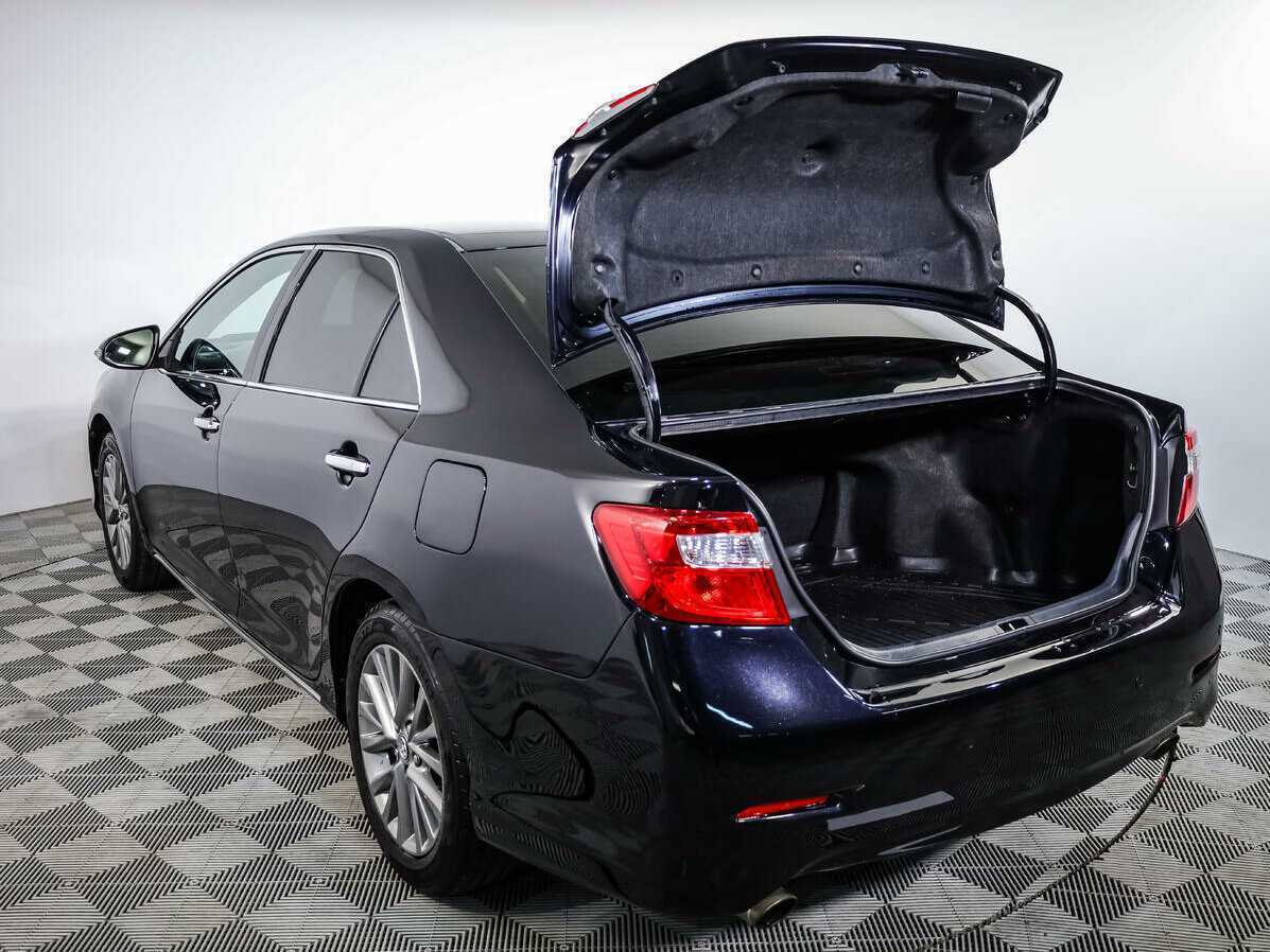 Купить Toyota Camry с пробегом. Фото: #16