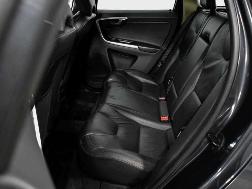 Купить Volvo XC60 с пробегом. Фото: #7