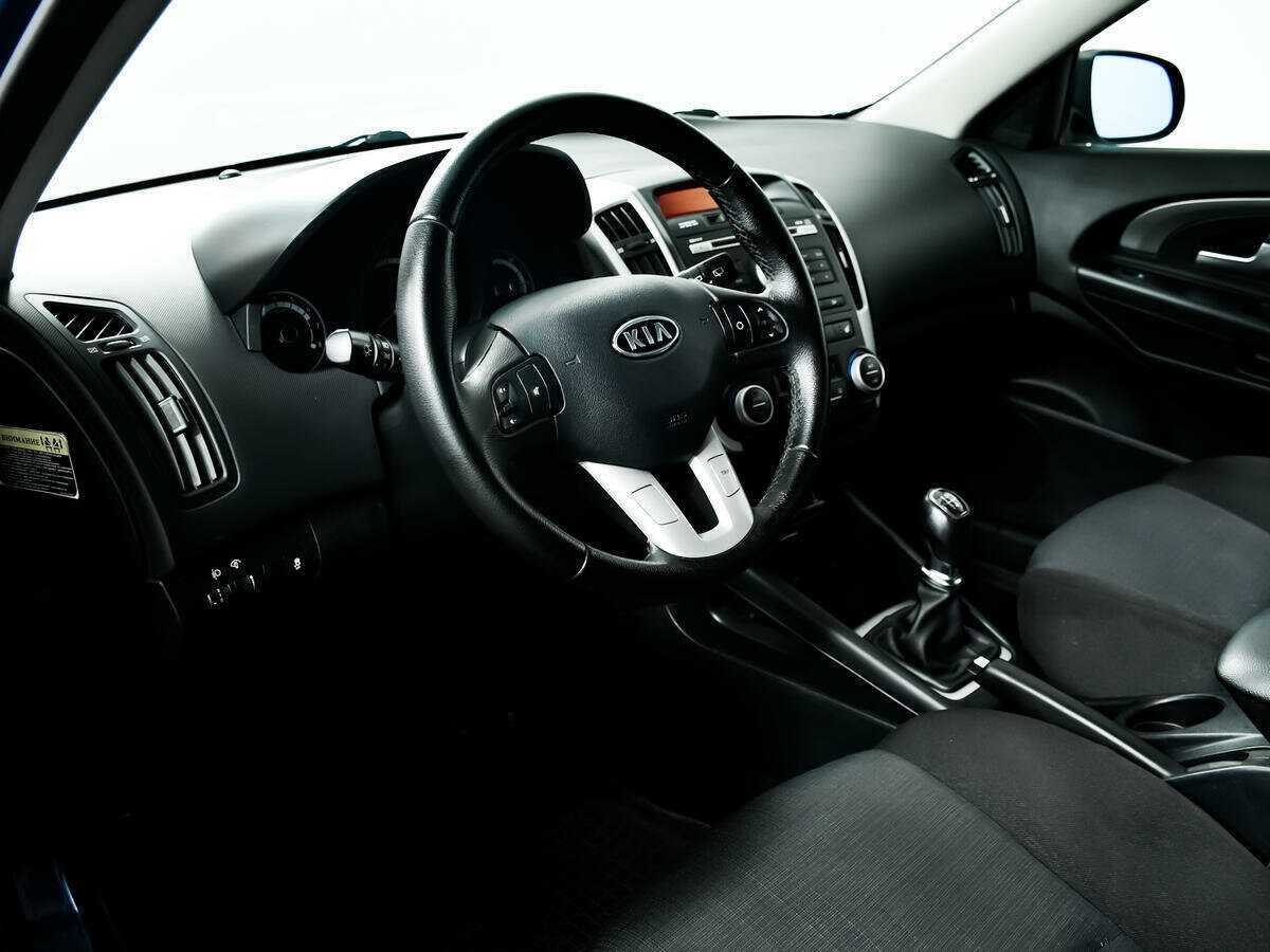 Купить Kia Ceed с пробегом. Фото: #12