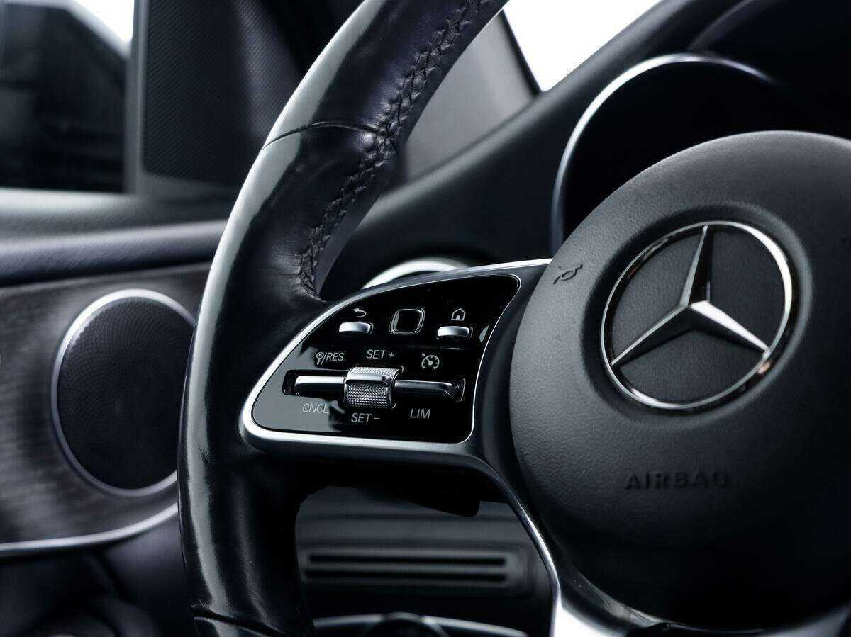 Купить Mercedes-Benz GLC с пробегом. Фото: #12