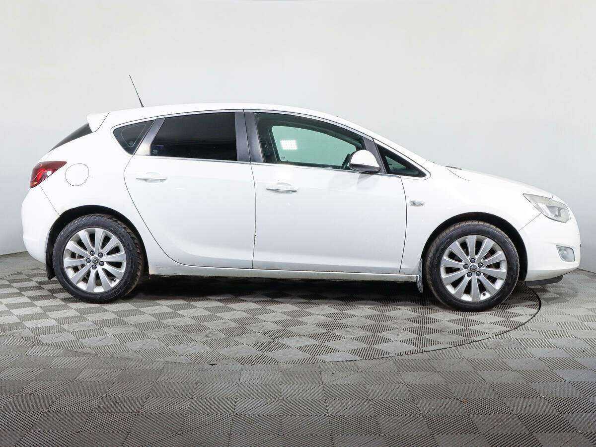 Купить Opel Astra с пробегом. Фото: #3