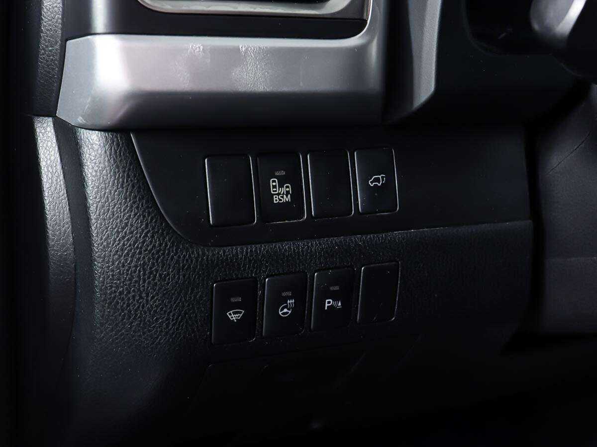 Купить Toyota Highlander с пробегом. Фото: #19