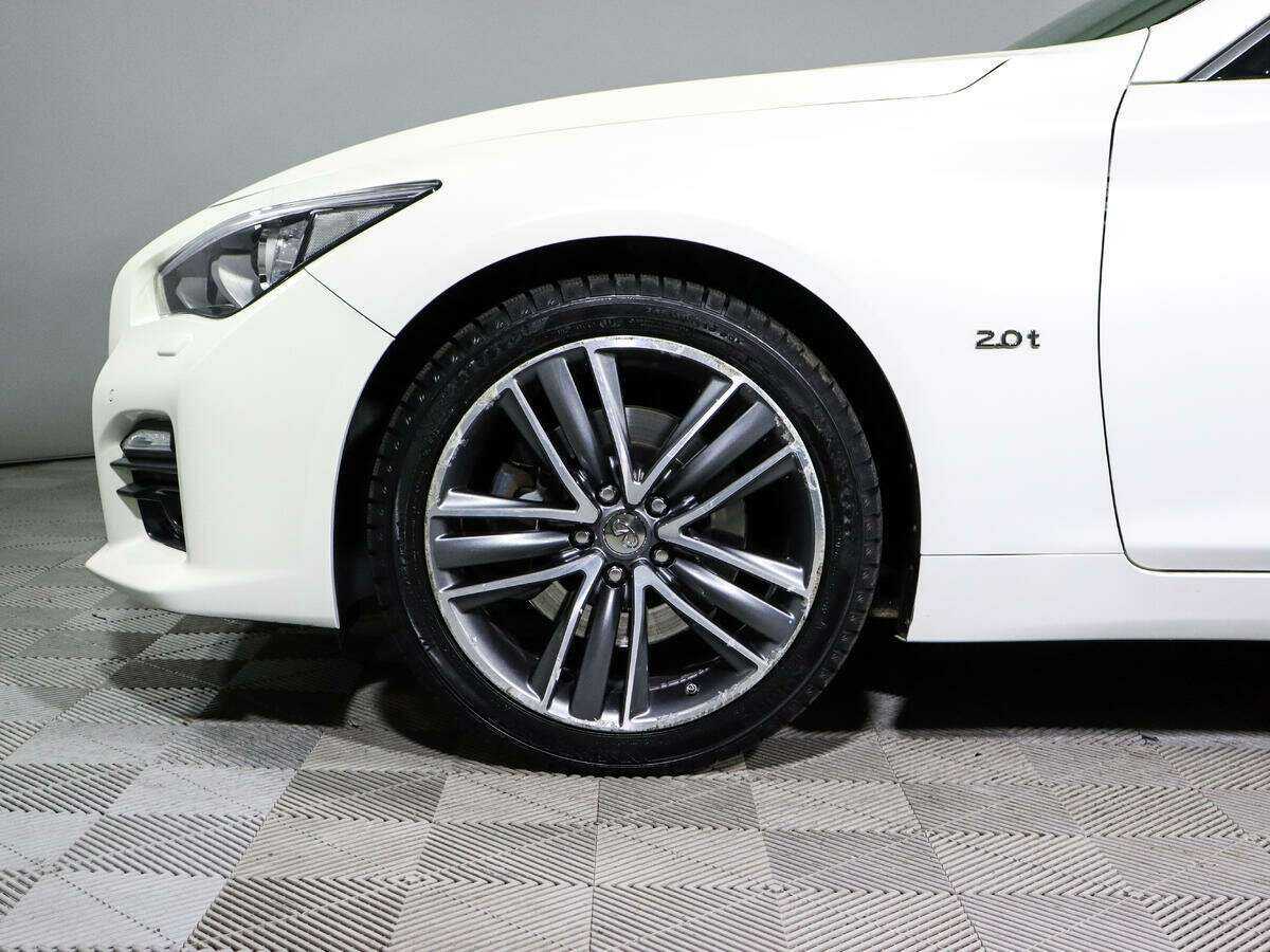 Купить Infiniti Q50 с пробегом. Фото: #12