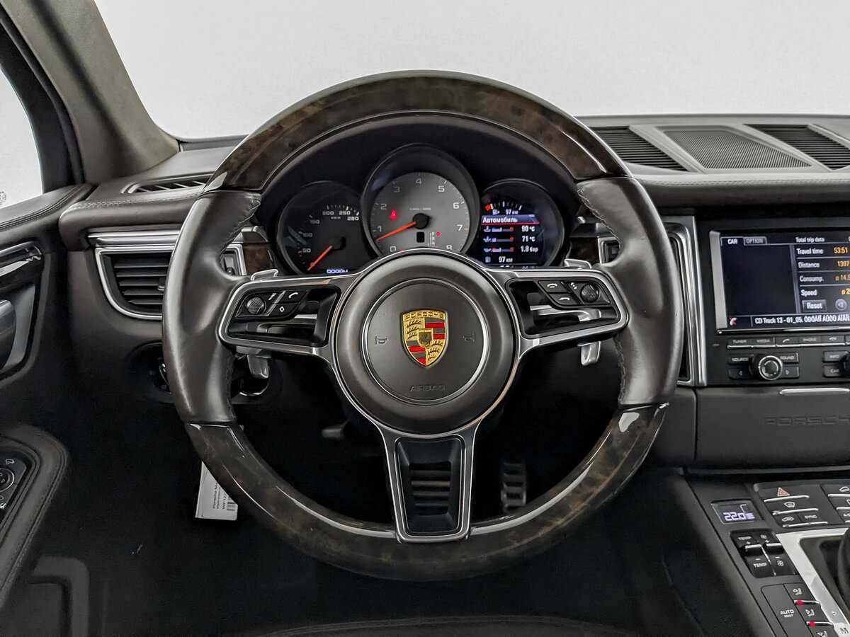 Купить Porsche Macan с пробегом. Фото: #17