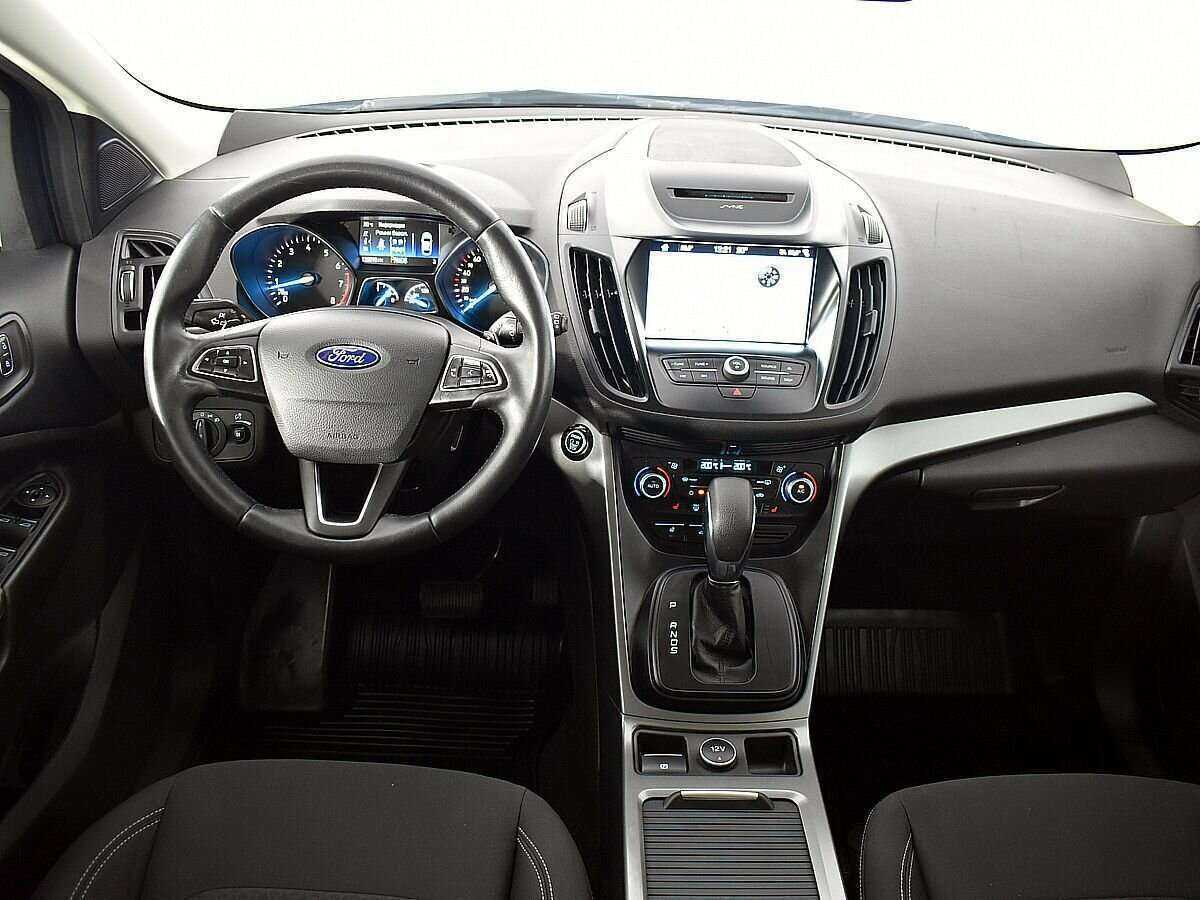 Купить Ford Kuga с пробегом. Фото: #11