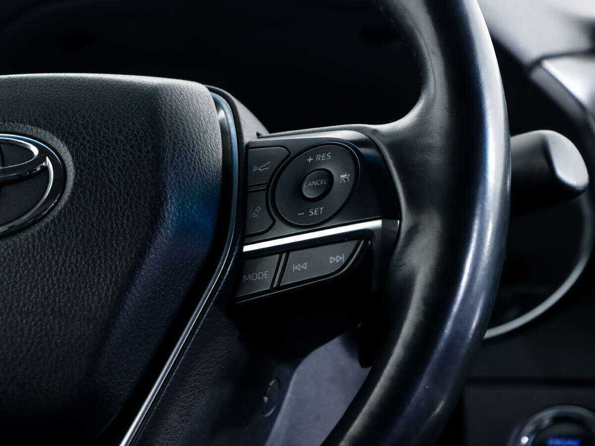 Купить Toyota Camry с пробегом. Фото: #8