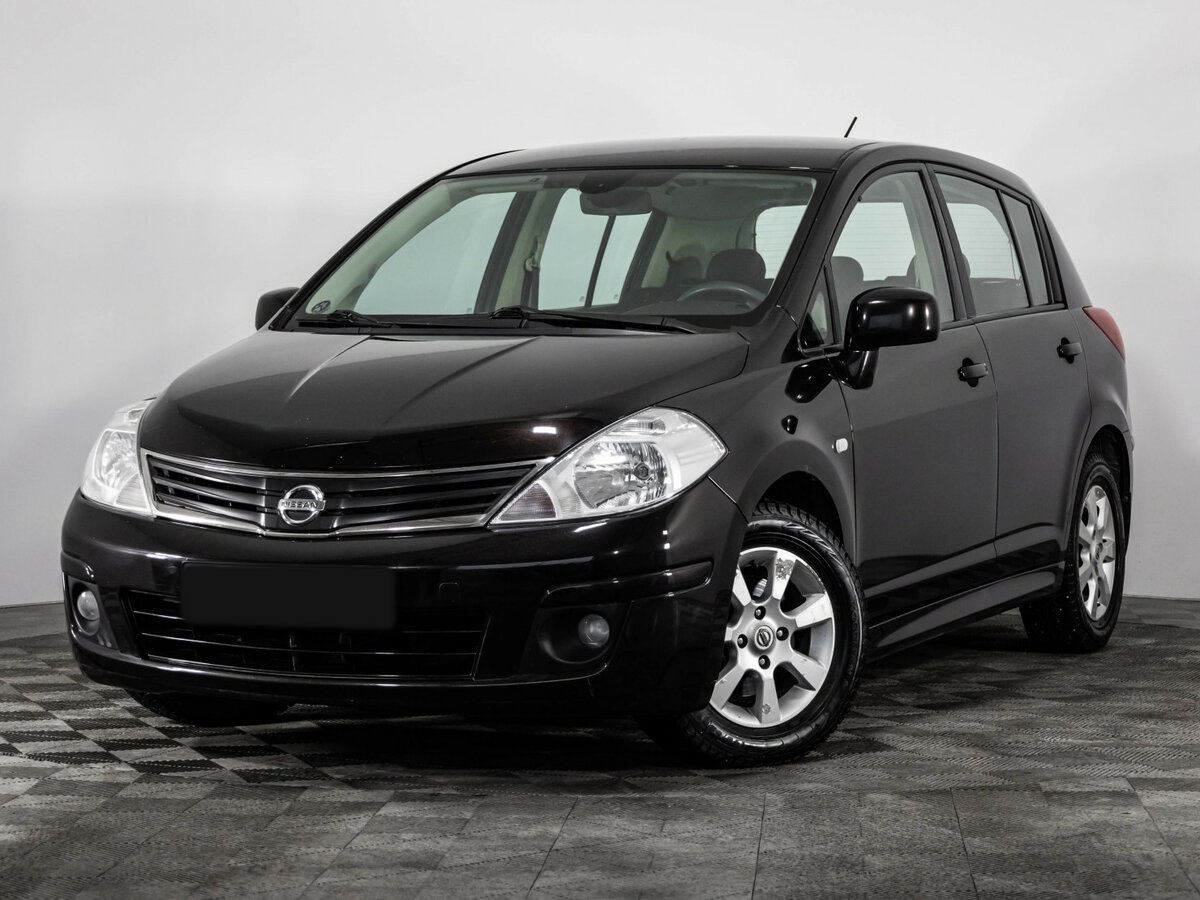 Купить Nissan Tiida с пробегом. Посмотреть фото