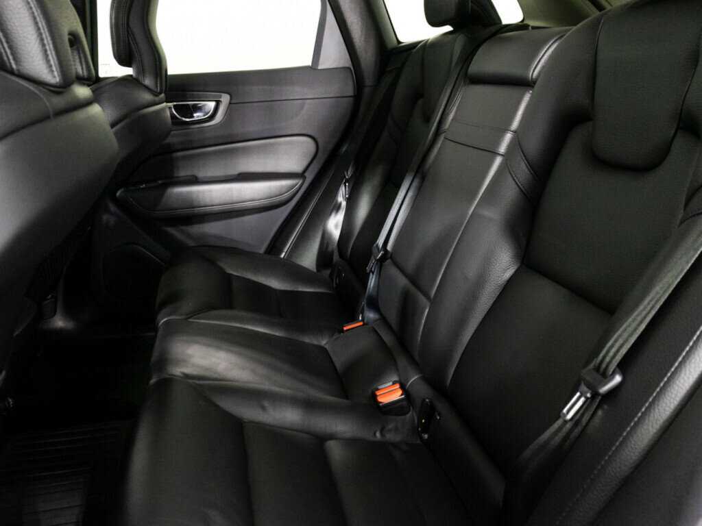 Купить Volvo XC60 с пробегом. Фото: #9