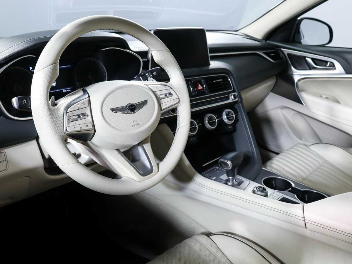 Купить Genesis G70 с пробегом. Фото: #11