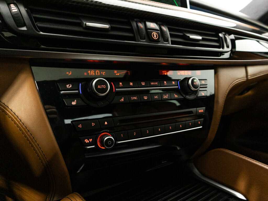 Купить BMW X6 M с пробегом. Фото: #17