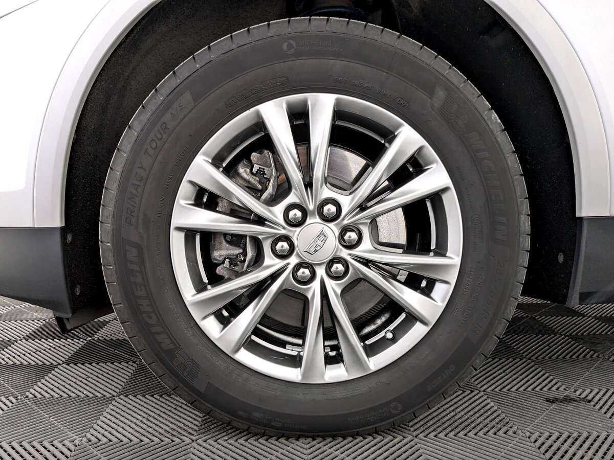 Купить Cadillac XT5 с пробегом. Фото: #17